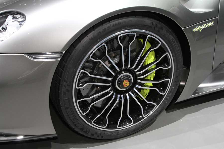 Porsche-918-Spyder-Super-Hybrid-wheels